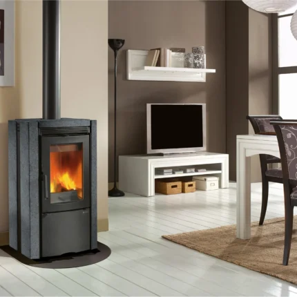La Nordica Ester Kaminofen Naturstein Schwarz 8,2 kW mit Automatik